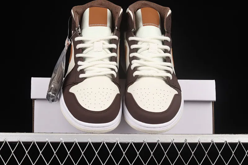 All categories Air Jordan Jordan series basketball shoes Air Jordan 1 Mid Air Jordan 1 Mid AJ1 Joe 1 meter brown mid-top retro basketball shoes DO6699-200